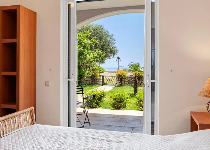 Waterfront Barbati By Villa2Be